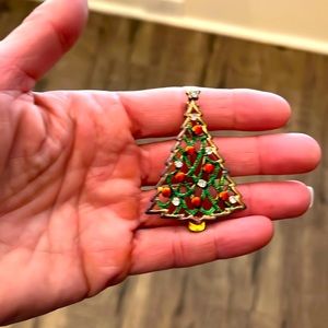 Christmas tree pin